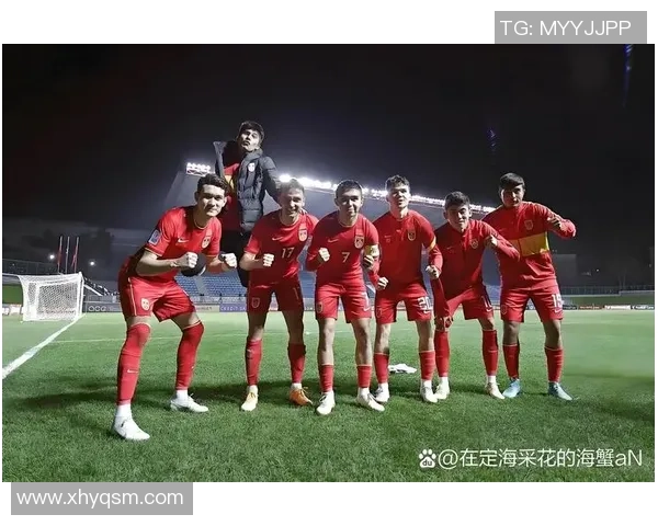 定妆照中的足球明星们展现风采与魅力的瞬间回顾与分析